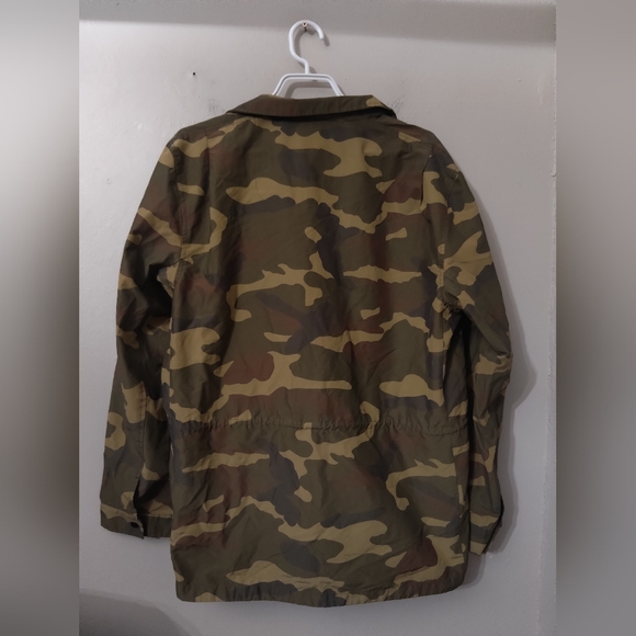 MEN'S Herschel Supply Co. Field Woodland Camo Rain Jacket size MEDIUM - Picture 11 of 12
